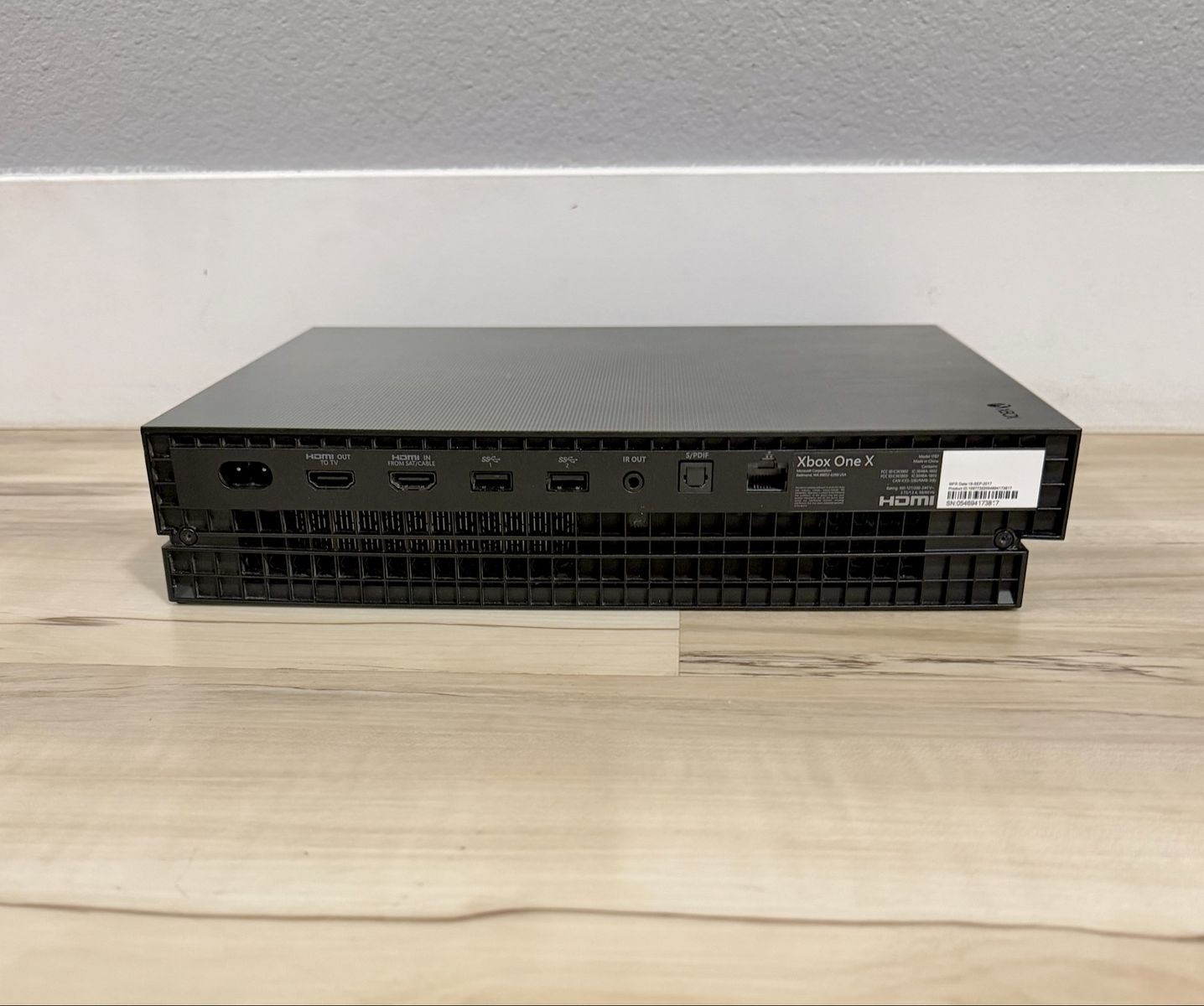 Main image 6