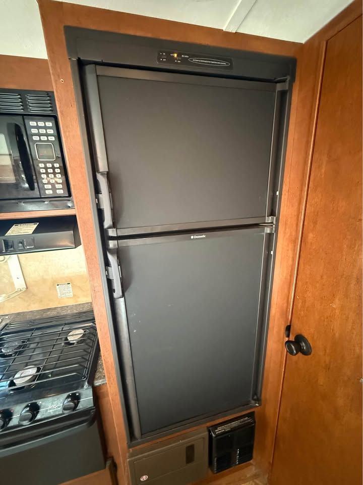 Main image 11