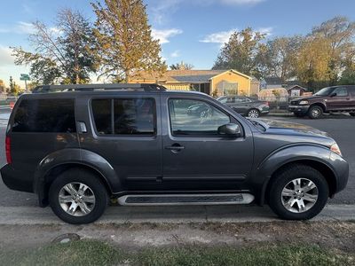 2010 Nissan Pathfinder SE