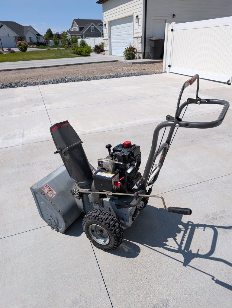 Craftsman 2-Stage Gas Snow Blower - 5hp, 22-inch Clearing Width, Self-Propelled won't start