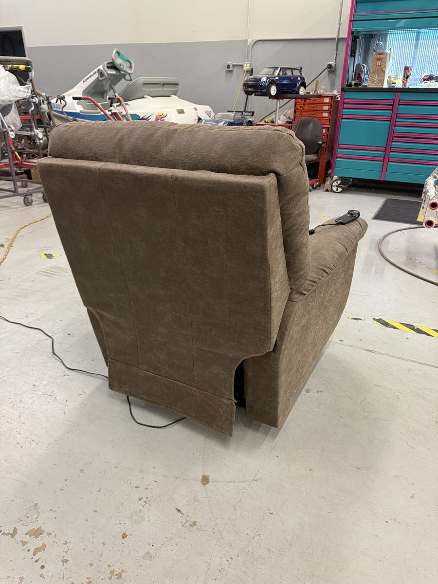 Main image 4