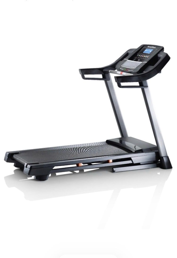 NordicTrack C 600 Folding Treadmill
