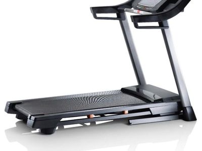 NordicTrack C 600 Folding Treadmill
