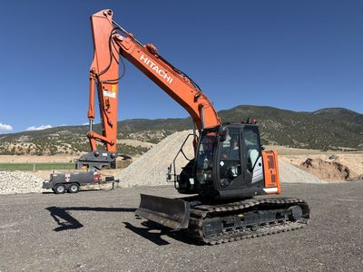 Hitachi ZX135 Excavator ONLY 1200 hours