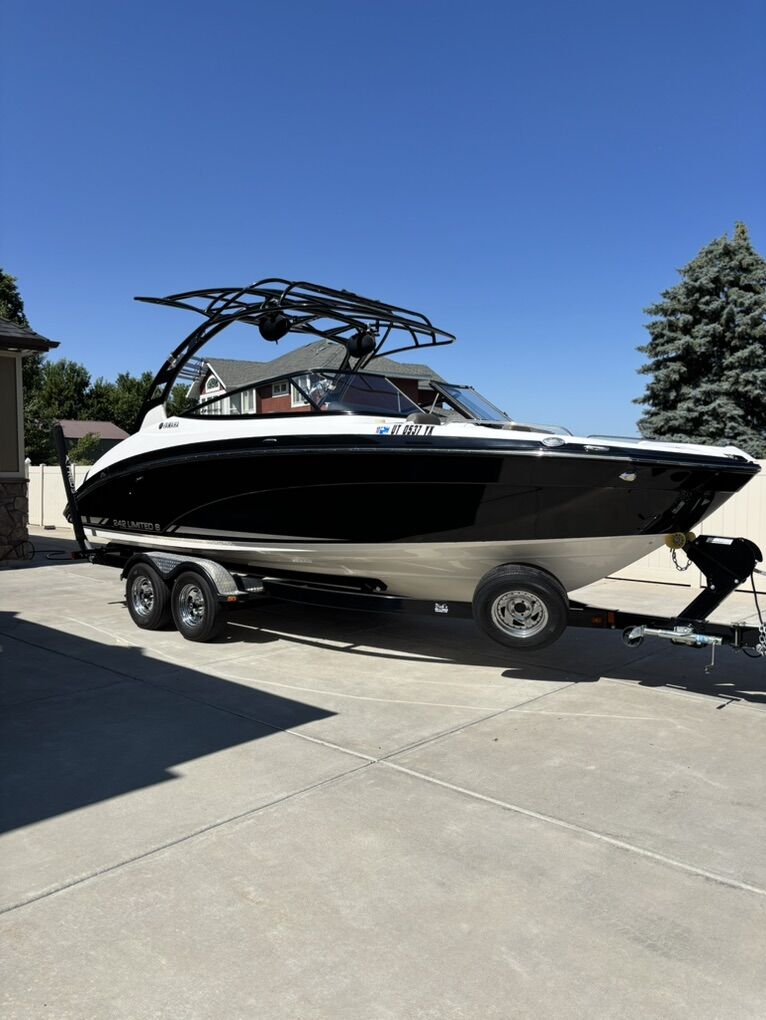 2016 Yamaha 242 Limited S