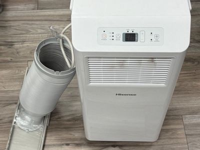 HISENSE AIR CONDITIONER NO REMOTE AP0525CR1W WITH EXHAUST TUBE
