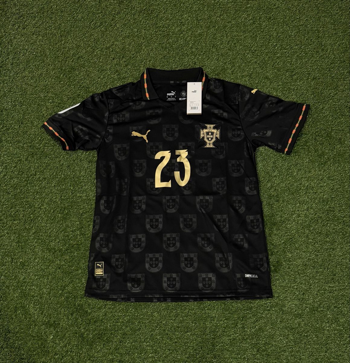Puma Vitinha Portugal Home Jersey Size M Black Gold #23