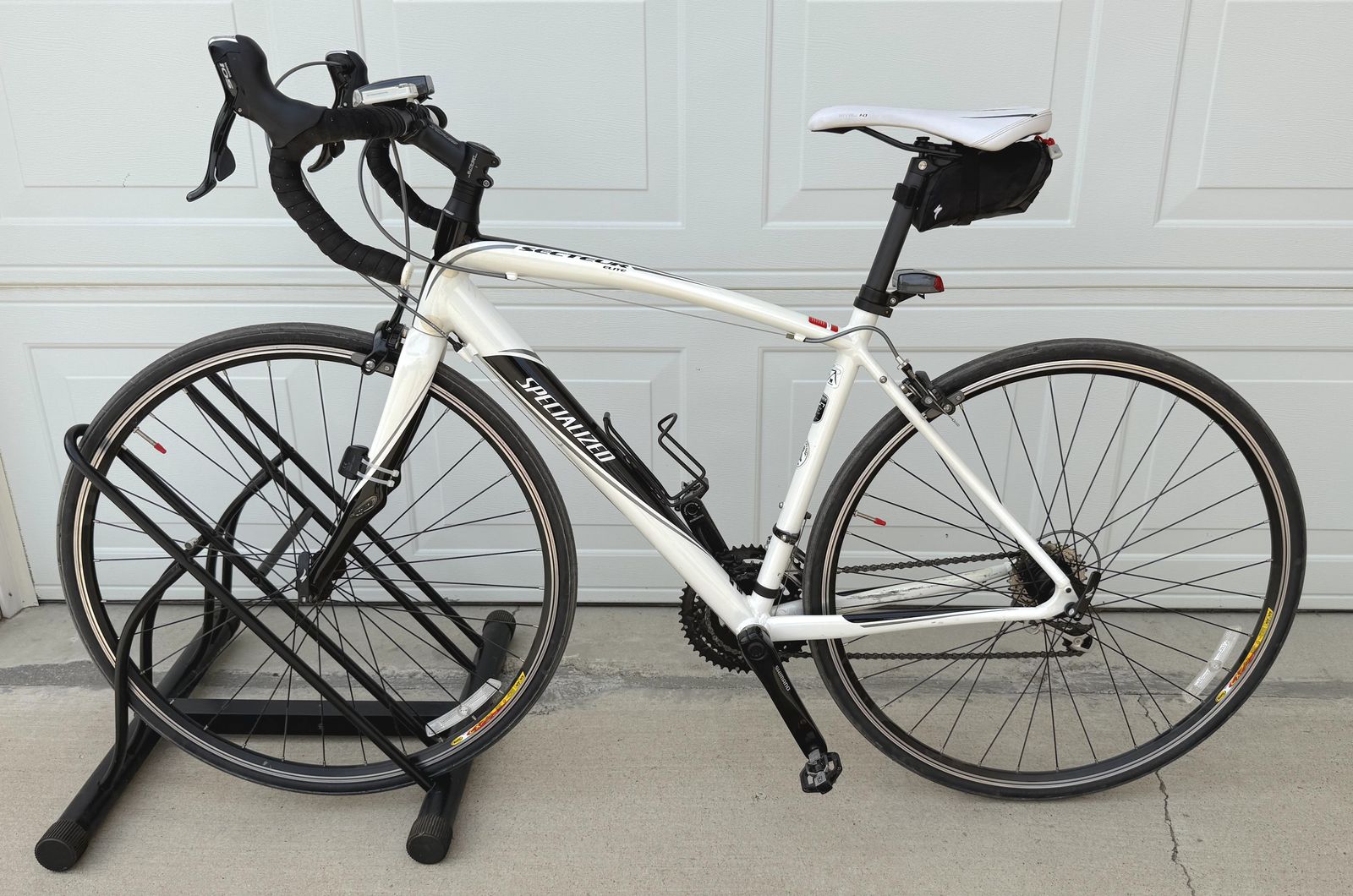 2010 Specialized Secteur Elite Triple Road Bike – Medium 52cm