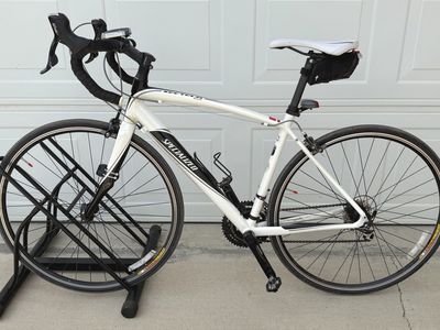 2010 Specialized Secteur Elite Triple Road Bike – Medium 52cm
