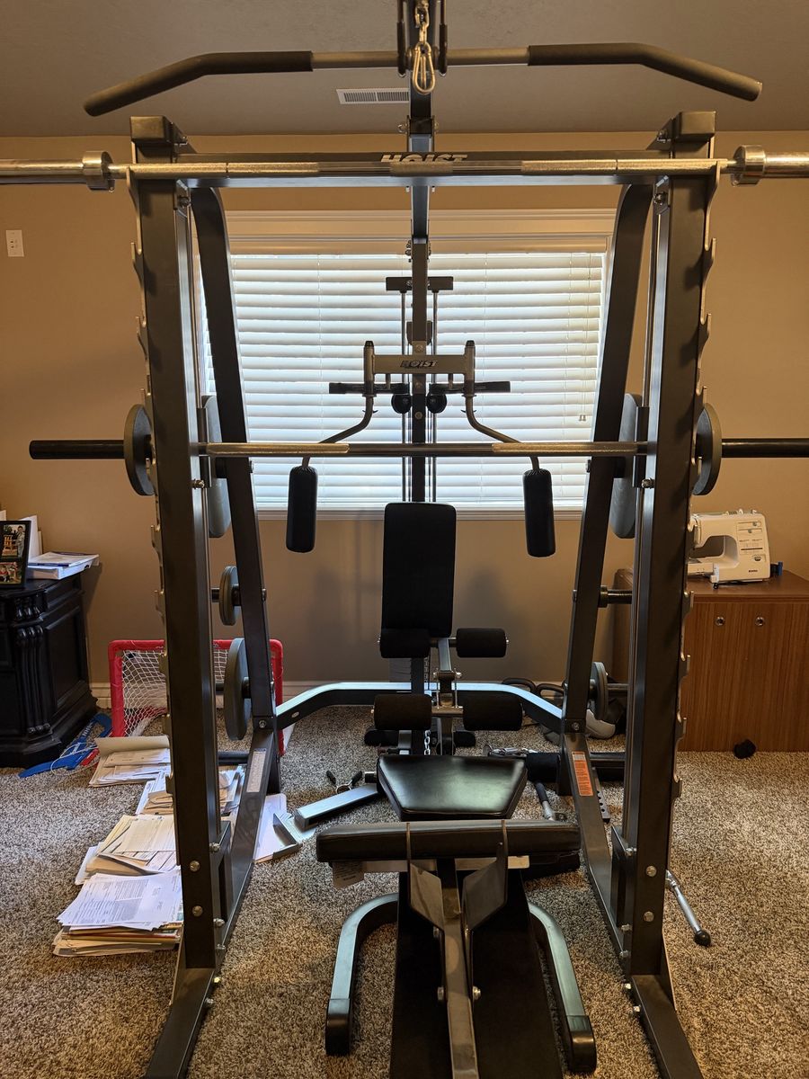 Hoist Commercial Smith Machine