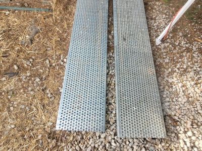 Metal Grated Walkway/Ramp Panels