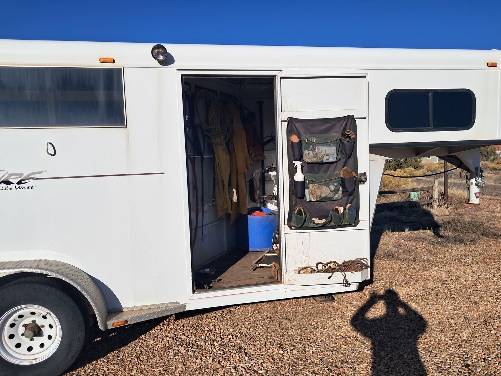 06 trailwest 3 horse slant