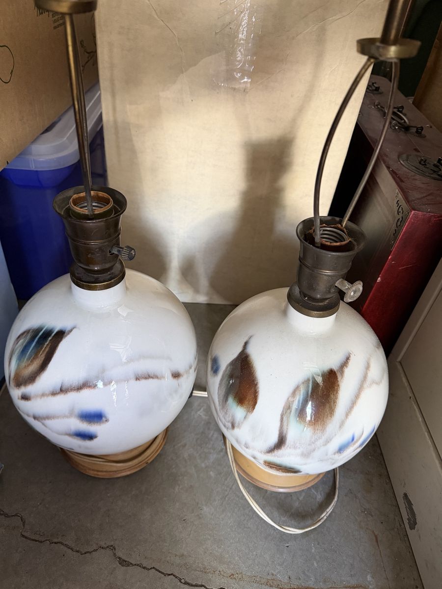 FJ Von Tury Vontury Vintage Lamp Set