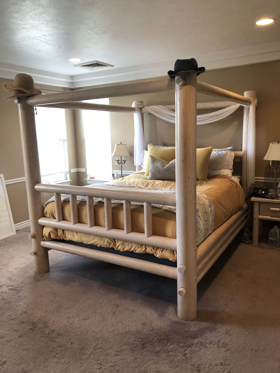 Log bedroom set