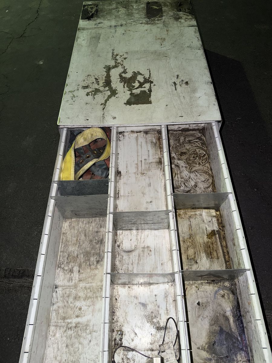 Main image 2