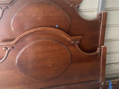 Traditional Cherry Wood queen/full bed frame