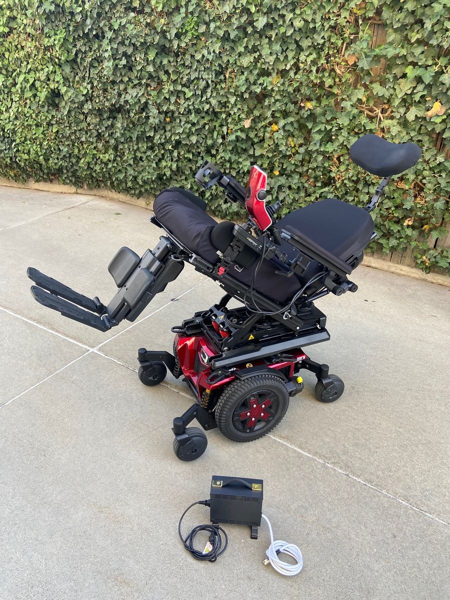 Wheel Chair Quantum Q6 Edge3
