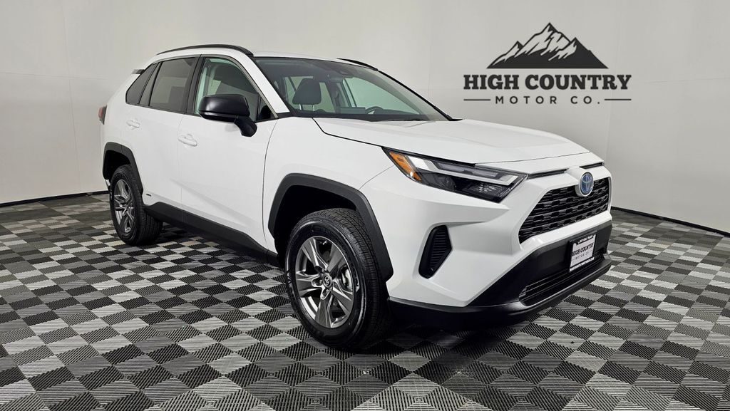 2024 Toyota RAV4 LE