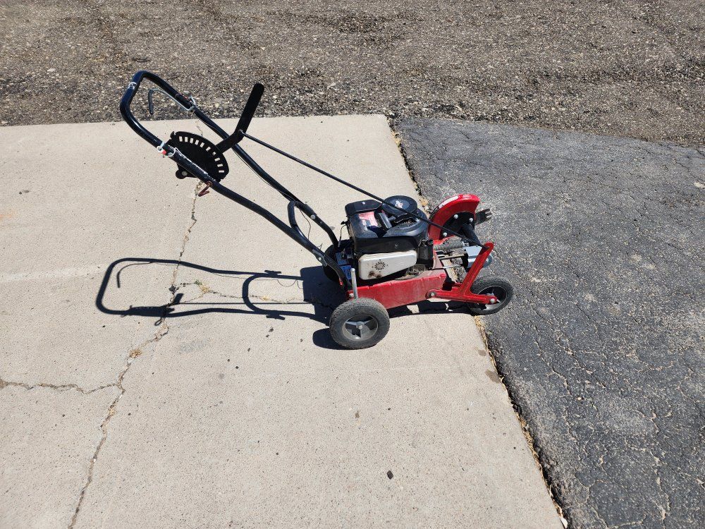 Craftsman Briggs & Stratton Gas Powered Walk-Behind Edger - 3.5 HP Engine