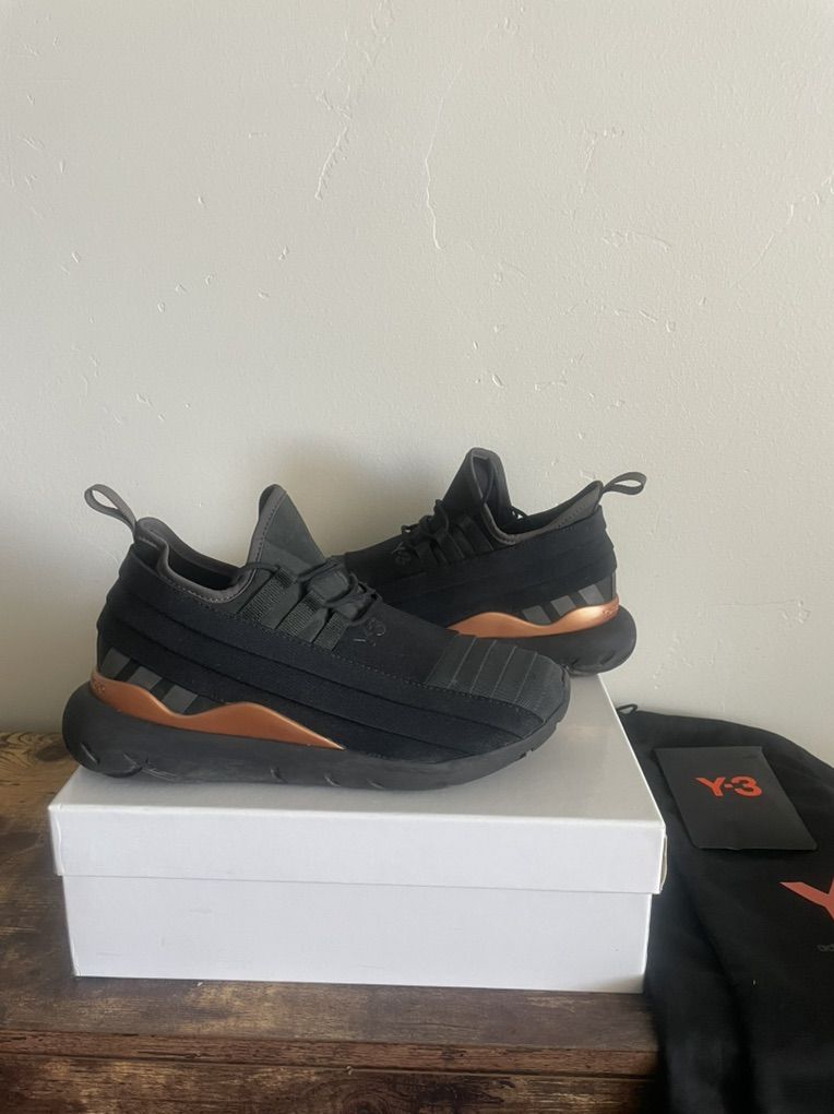 Yohji Yamamoto Y-3 Sneakers