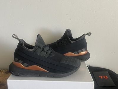 Yohji Yamamoto Y-3 Sneakers