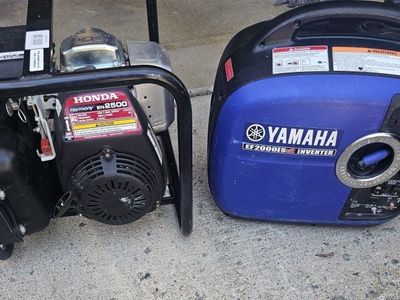 Yamaha ef2000is V2 and Honda Harmony en2500 generators