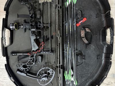 Mathews Triax Bow
