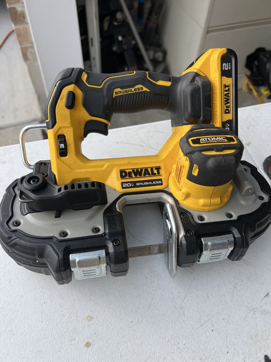 DeWalt DCS371 20V MAX Atomic Brushless Cordless Compact Bandsaw - Tool Only