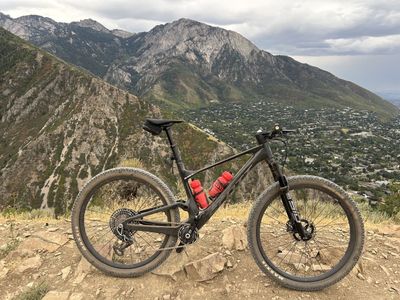 Scott Spark RC World Cup EVO Size Large. Full SRAM XX Eagle Transmission including Power Meter. Shimano XTR Brakes