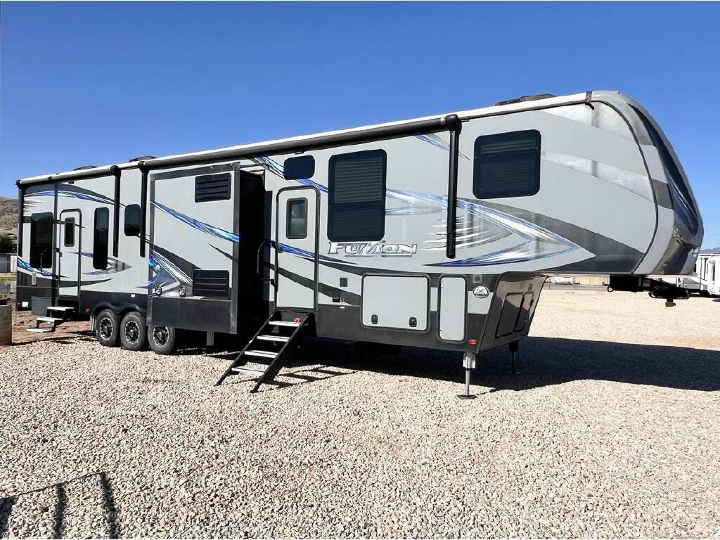 2017 Keystone Fuzion 423