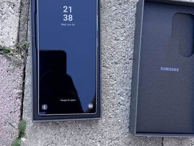 Samsung Galaxy S26 Ultra 1TB White - New in Box (unlocked)