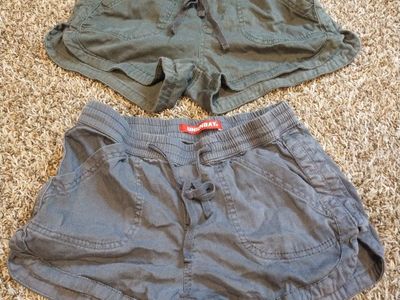 Unionbay Drawstring Shorts Lot Size Small Green and Gray