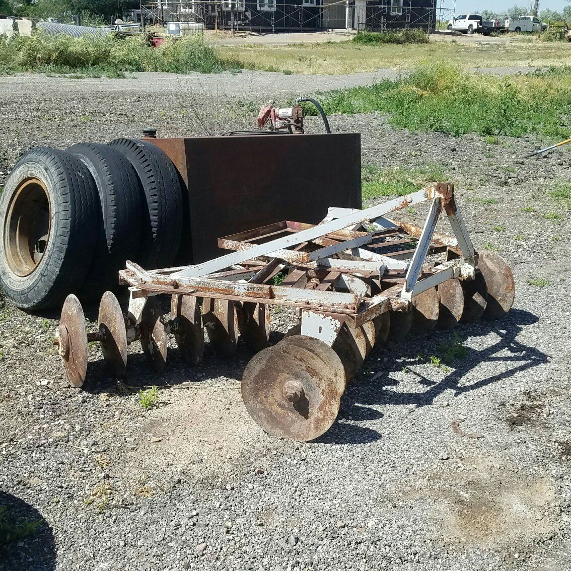 8 foot wide 3 point disc