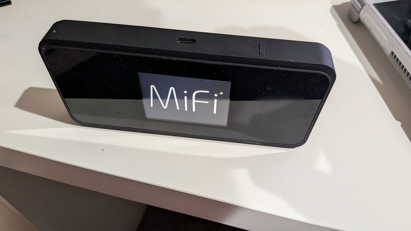 Inseego MIFI m2000 hotspot, t-mobile