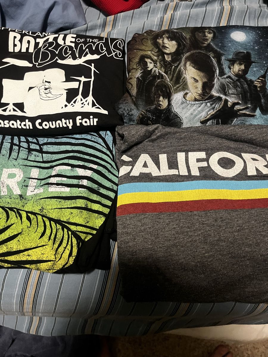 XL Graphic T-Shirt Bundle: Stranger Things, Hurley, Battle of the Bands & California (Size XL)