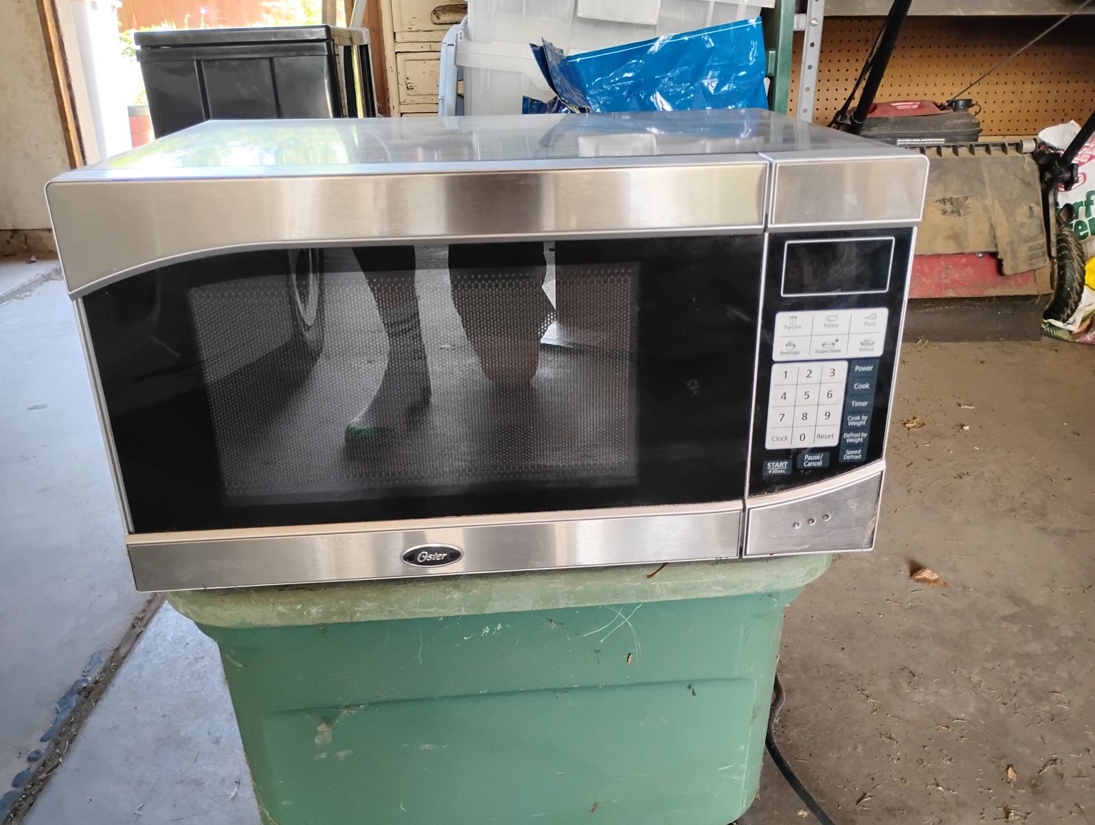 Countertop Microwave Oven