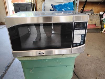 Countertop Microwave Oven