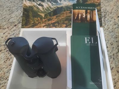 Swarovski EL 10 x 50 Binoculars