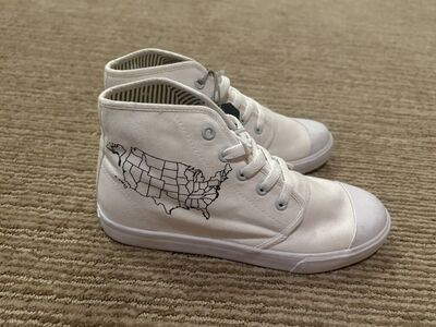 Women's Size 7 White US Map Color Design