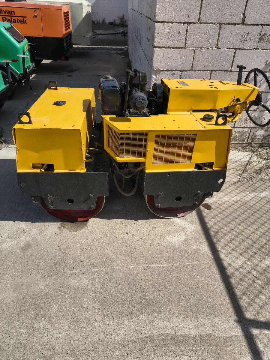Koehring Walk Behind Vibrating Roller