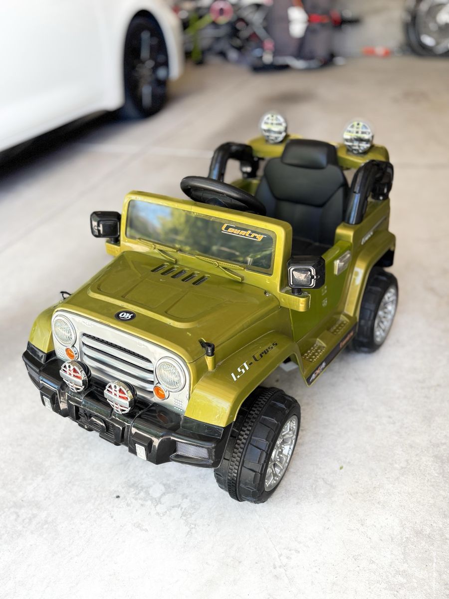 Kids Jeep 4x4 Battery Powered Electric Toy Car