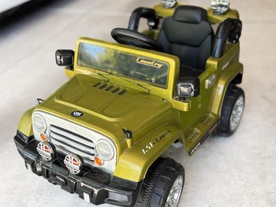 Kids Jeep 4x4 Battery Powered Electric Toy Car