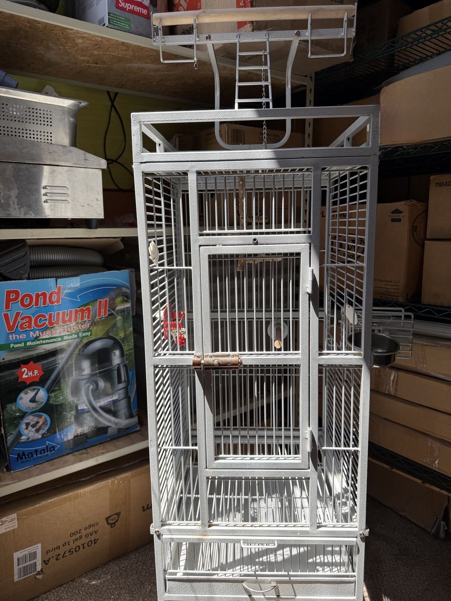Large White Bird Cage Heavy Duty Metal Aviary Rolling Stand Play Top, pull out seed tray parakeet finch