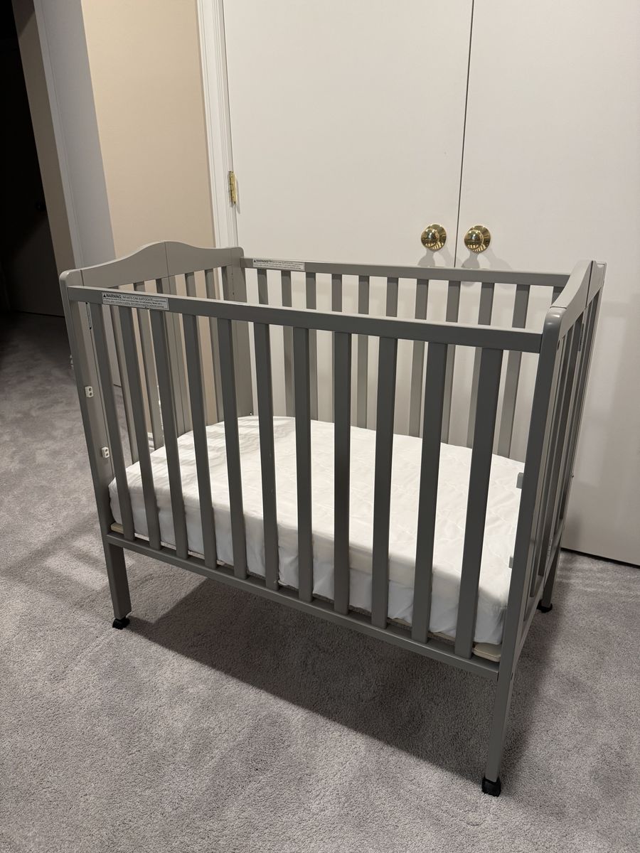 Folding Crib for Sale