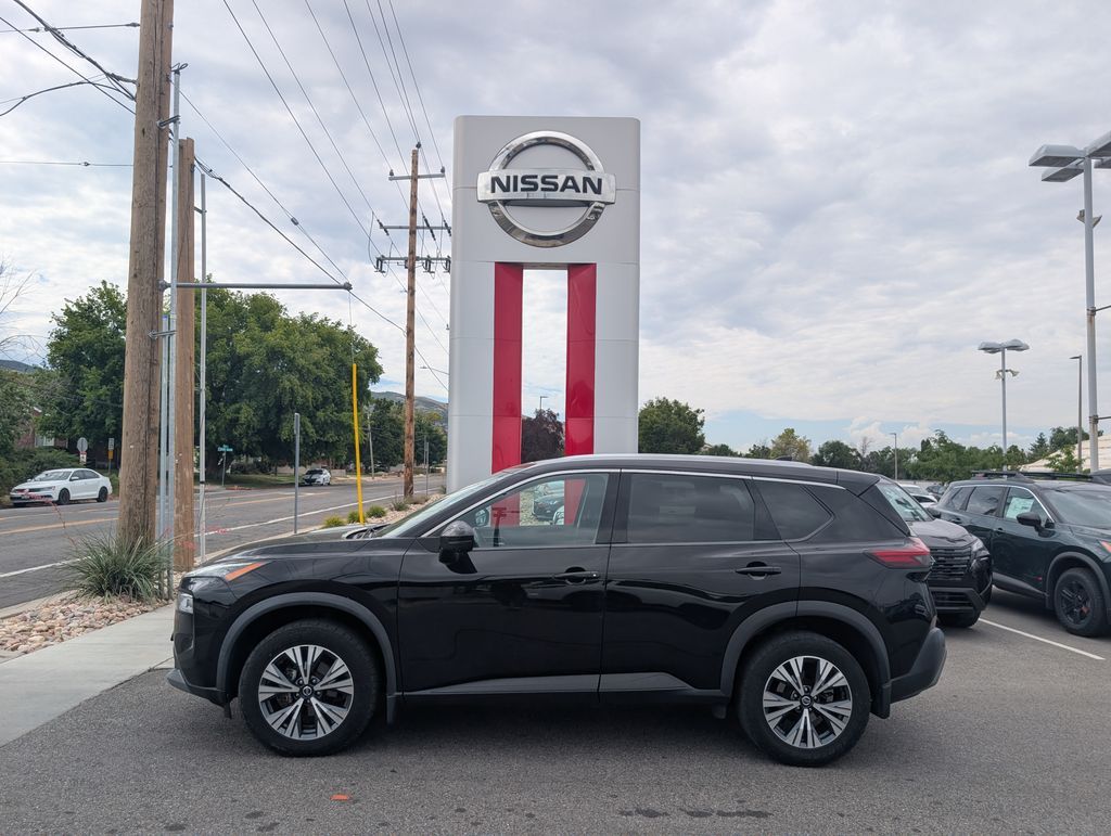 2021 Nissan Rogue SV