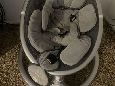 Baby swing (good condition) touch screen buttons