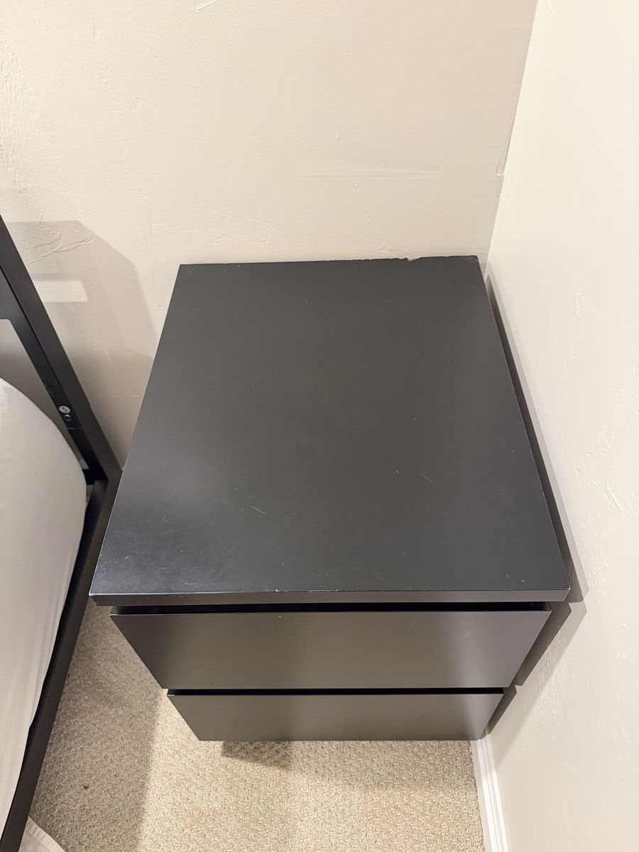 Main image 3