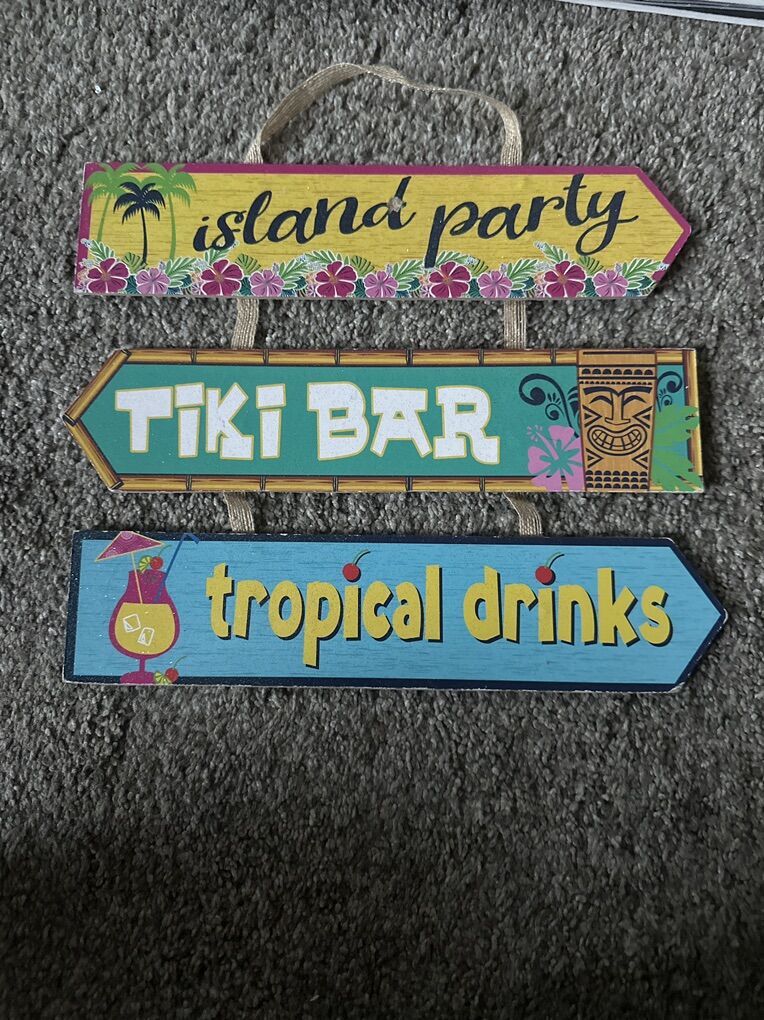 Tropical Hanging Door Frame