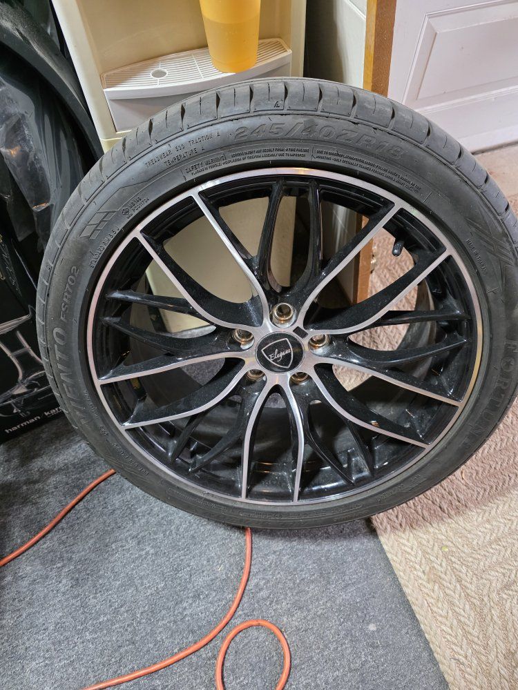 Elegant Black/Machined 18" Wheels with Viento FSR702 245/40ZR18 Tires - Set of 4