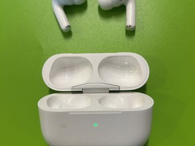AirPods Pro 1st Gen (working - Poss Parts)